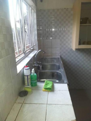 Self-catering Apartment Mitengo